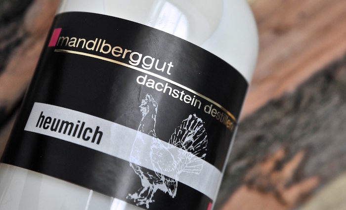 Heumilch vom Mandelberggut.