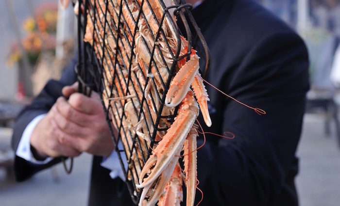 Fisch und Meeresfrüchte grillen. So bleibt alles saftig Fisch und Meeresfrüchte grillen. So bleibt alles saftig