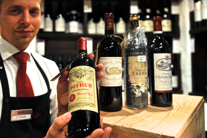 Feinkost Käfer und die "Not perfect bottles"
