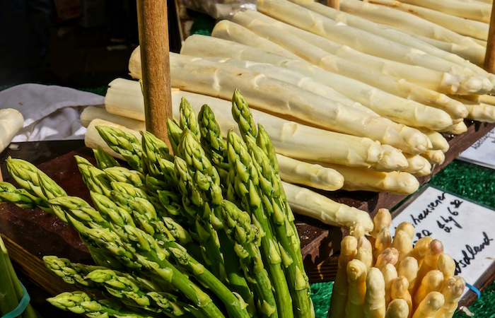 Spargel - mehr Geschmack mit oder ohne Folie?