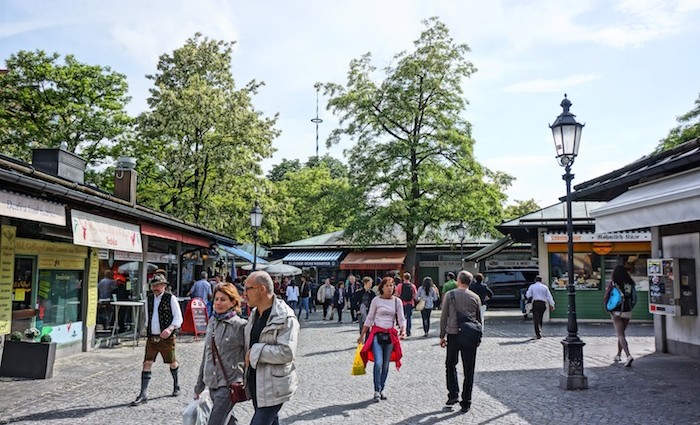 Der Viktualienmarkt. Liebe geht durch den Magen