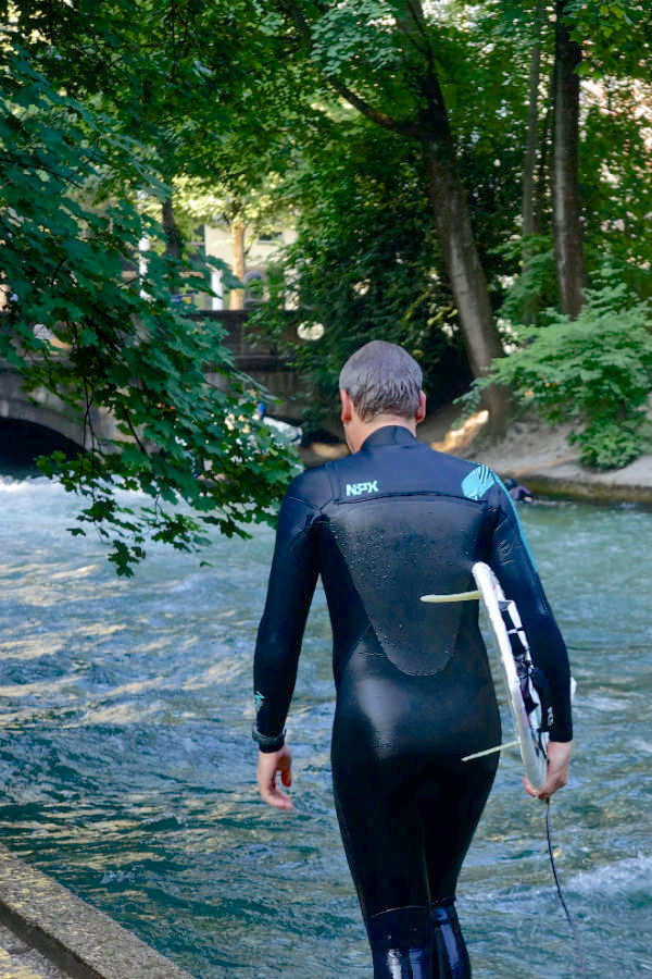 Englischer Garten Surfer Englischer Garten Surfer