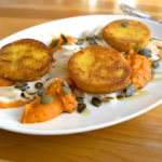 Vegetarisch: Gebratene Rosmarin-Thymian-Polenta-Taler