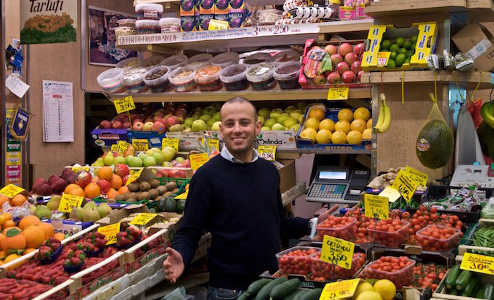 Mercato Communale di Piazza Wagner in Mailand