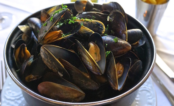 Moules et Frites - Rezept Chez Fritz Brasserie Moules et Frites - Rezept Chez Fritz Brasserie