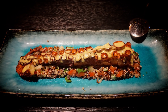 Izakaya - probieren, was Sie nie zuvor gegessen haben Izakaya - probieren, was Sie nie zuvor gegessen haben