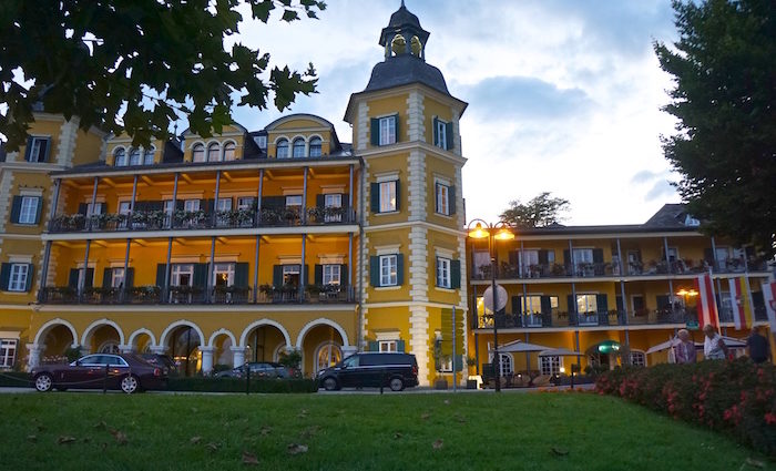 Verblasste Schönheit: Schloss Velden