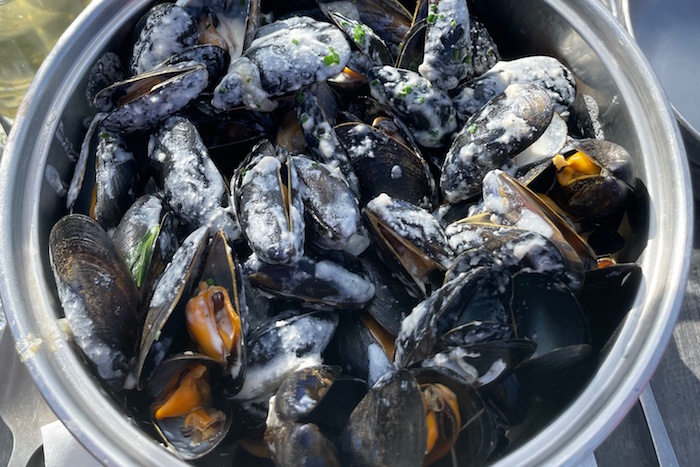 Moules à la crème normande - Originalrezept