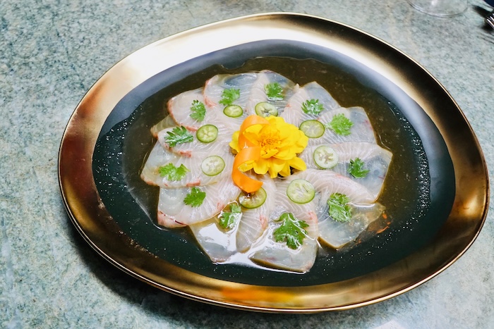 Hamachi in Sashimi Qualität mit Ponzu Sauce